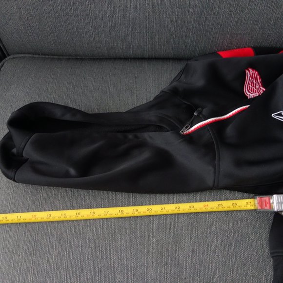 Detroit Red Wings CCM RBK Center Ice Collection Authentic Apparel Hoodie Size M - Picture 14 of 16